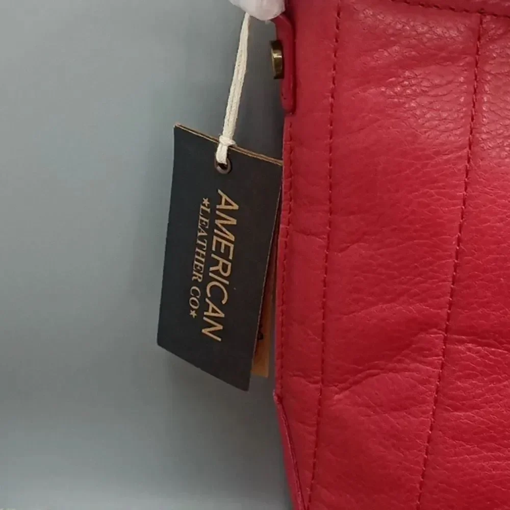 AMERICAN LEATHER CO. Dayton Quilted Leather Crossbody Bag Purse